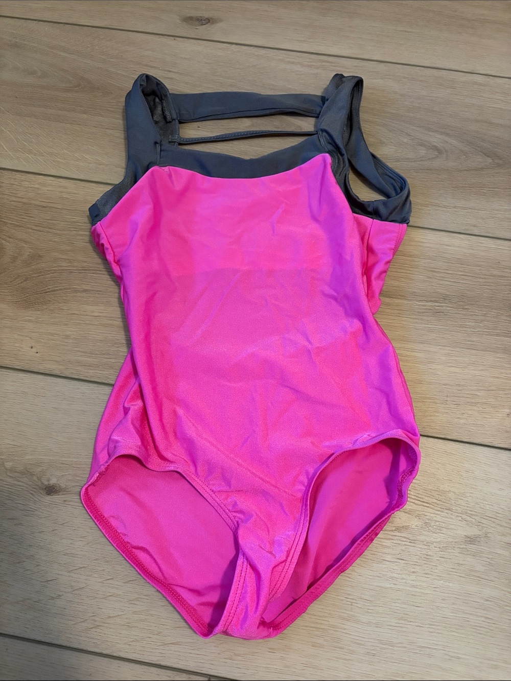 Natalie Hot pink & gray dance leotard (Size SA)